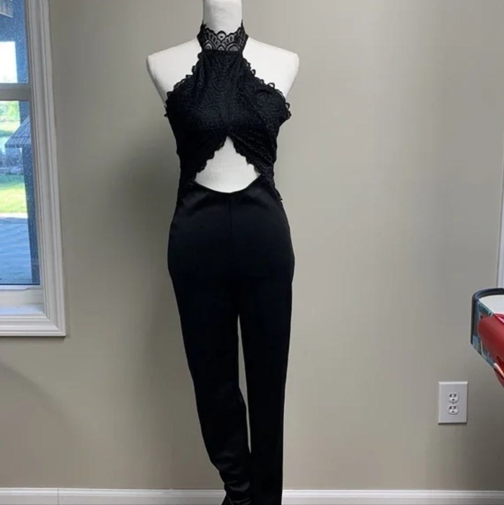 Love Nation Jumpsuit Lace Halter Style Top Stretch Comfy Bottom Pants Size Large